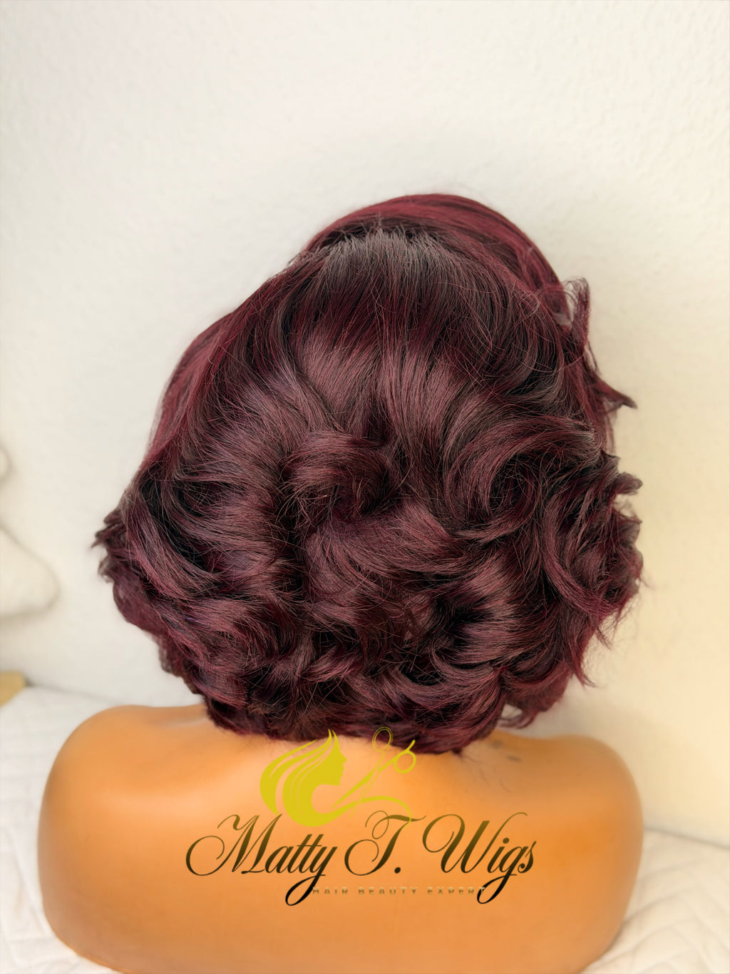 Irma red- Fluffy bob Wig