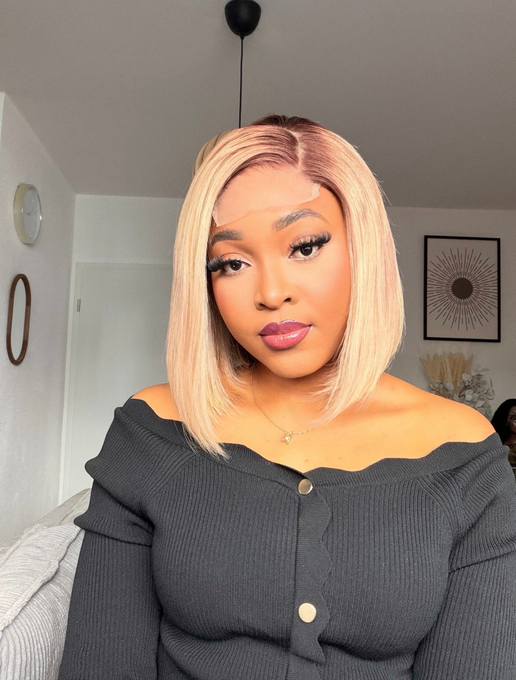 Blondasse-bob wig Ash blond 4x4 closure