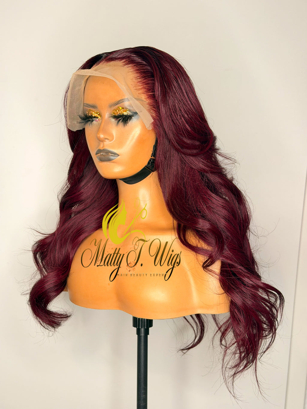 Mina-Red wig