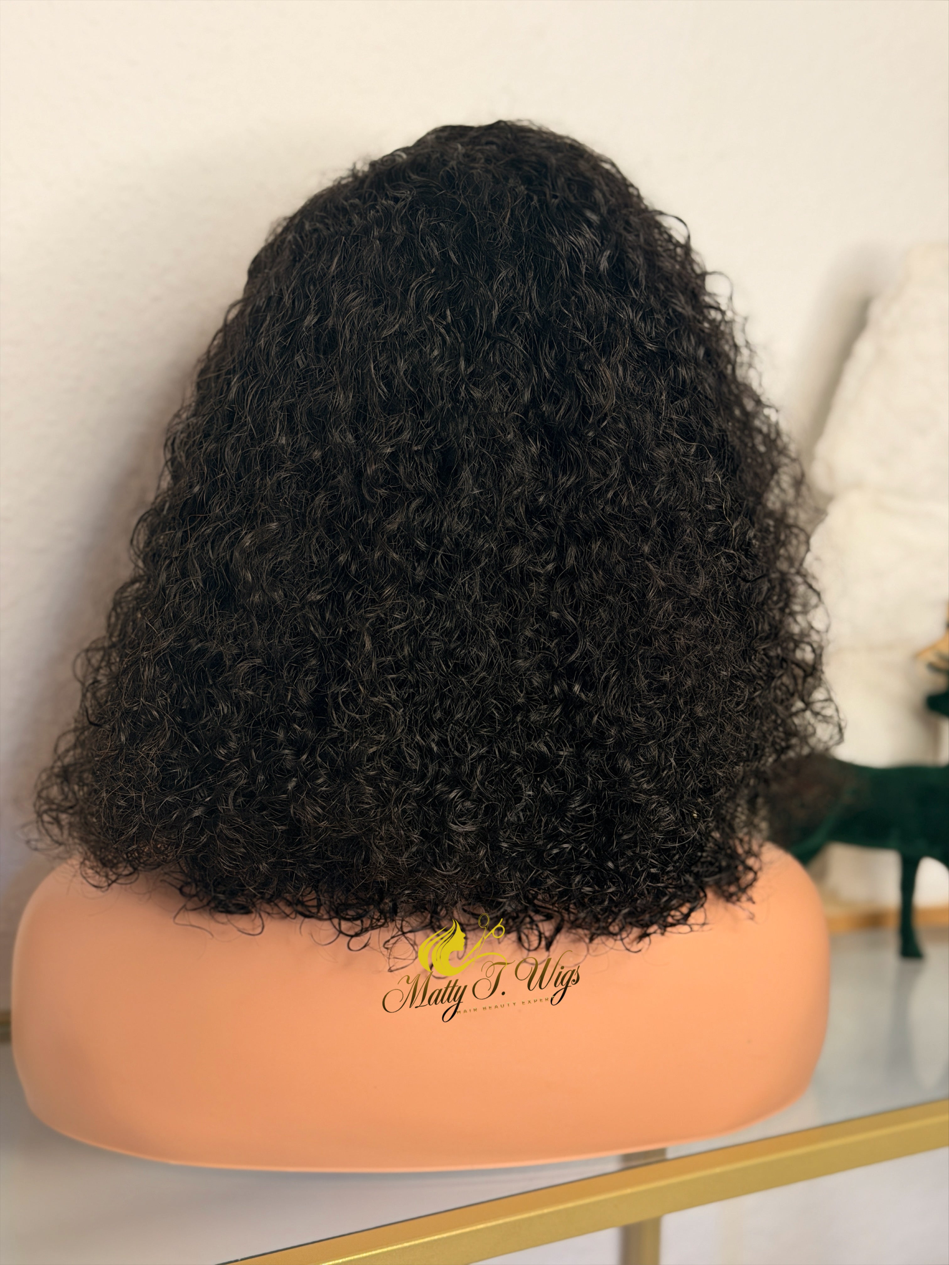 Aud-Curly Wig