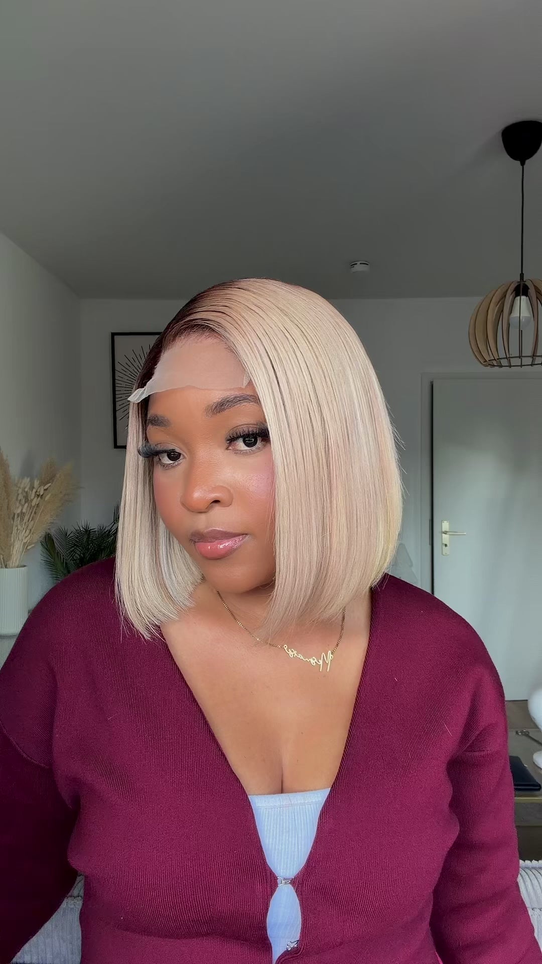 Blondasse-bob wig Ash blond 4x4 closure